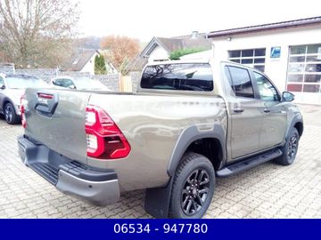 Toyota Hilux - 3