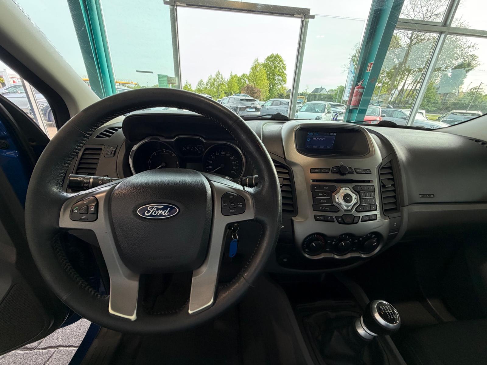 FORD RANGER XLT 2.2 TDCI 150ch 4X4 - DOUBLE CABINE - ATTELAGE 3,35T - JANTES ALLIAGE - MARCHEPIEDS - RÉGULATEUR - CLIMATISATION