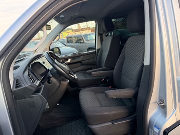 Volkswagen T6 Multivan - 12