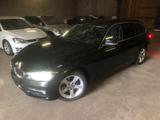 BMW 335d*Luxury*Line*PANO*AHK*LED*HEAD-UP*LEDER - BMW 335 in Leverkusen