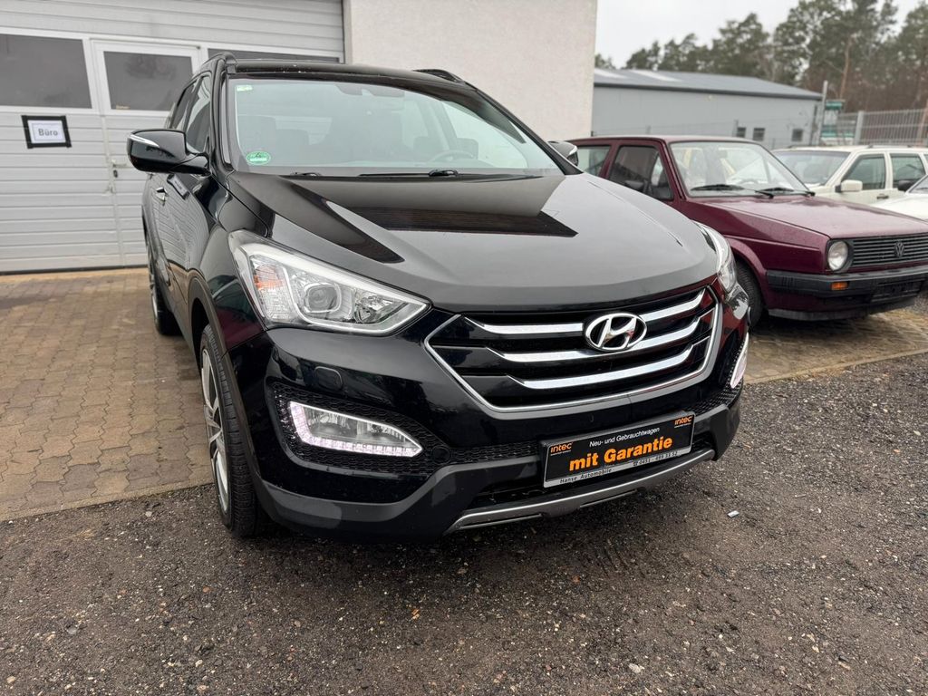 Hyundai SANTA FE