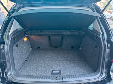 Volkswagen Tiguan - 9