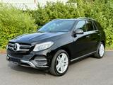 Mercedes-Benz GLE350d*4Matic*AHK*Luft*Pano*ACC*8-Fach* - Mercedes-Benz GLE 350: Automatik