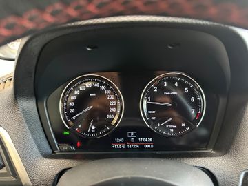 BMW 120 i Sport Line *LED*Navi*Schiebedach*