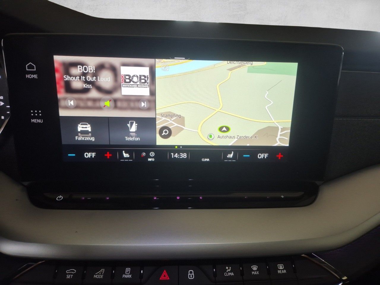 Fahrzeugabbildung SKODA Octavia Combi Style 2.0 TDI DSG AHK/NAVI/HEAD-UP