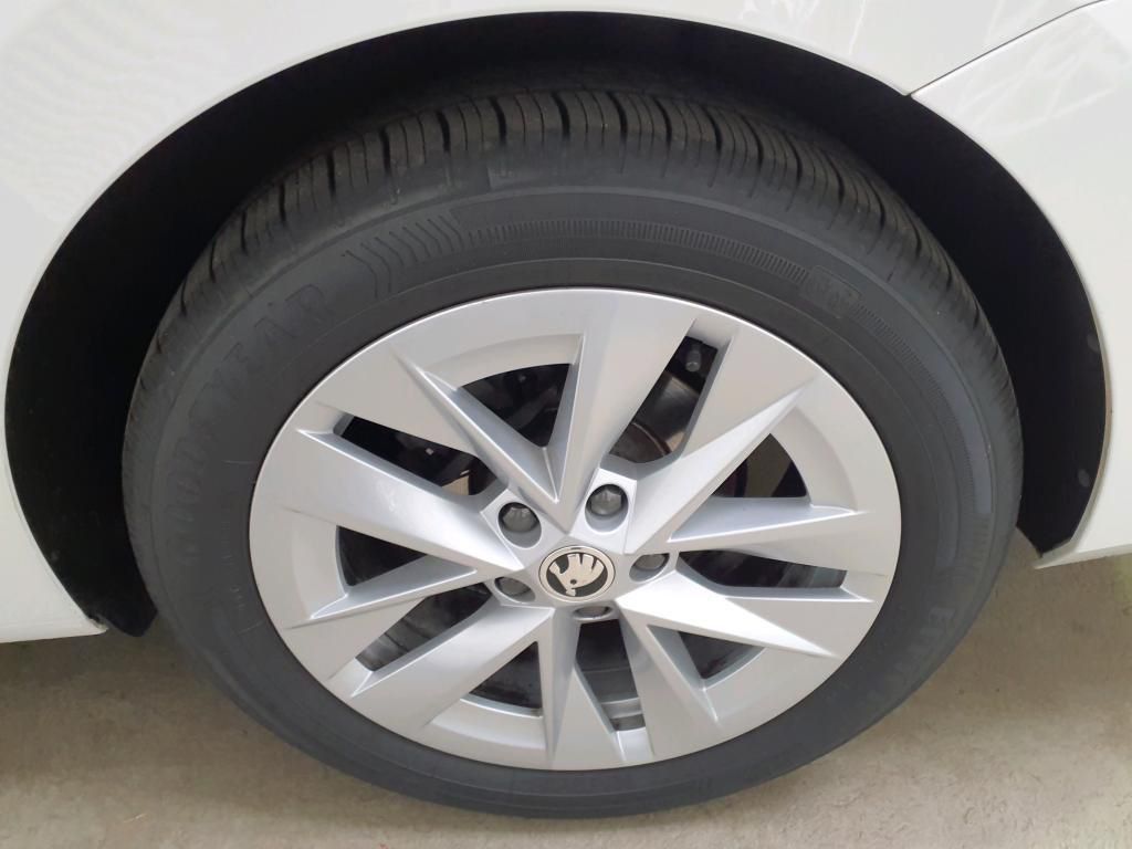 Skoda Octavia Combi Style 2.0 TDI AHK*Tempo*NAV*PDC*SH