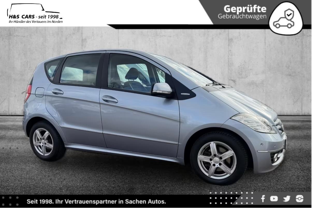 Mercedes-Benz A 180 2H AVANTG BI-XEN TEMP AKT. PARKASS PDC V+H