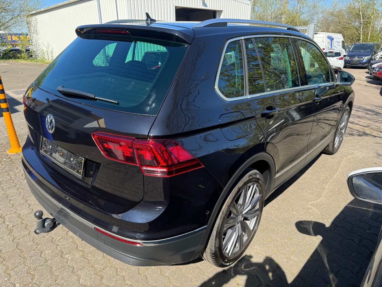 Fahrzeugabbildung Volkswagen Tiguan Highline 4Motion LED+AHK+Navi+20 Zoll