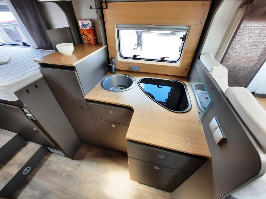 Fahrzeugabbildung LMC Tourer T 660 G SAT/TV/Solar/Luftfeder HA