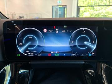 2025 Mercedes-BENZ EQA 缩略图 32