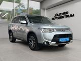 Mitsubishi Outlander ClearTec Invite 4WD, Scheckheft - Mitsubishi Outlander: Invite