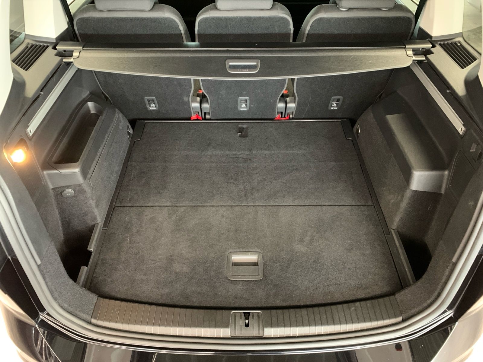 Volkswagen Touran - Bild 12