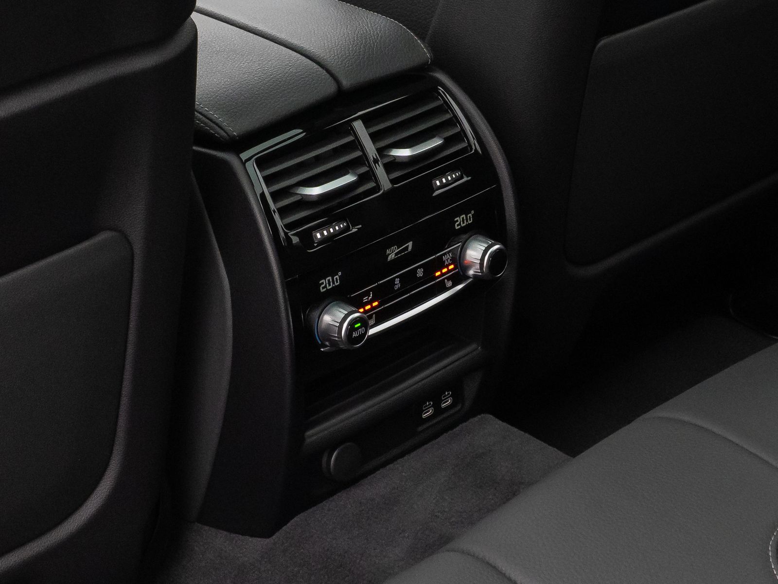 Fahrzeugabbildung BMW 540d xD M Sport Panoram Kamera Laser HUD H/K 19"