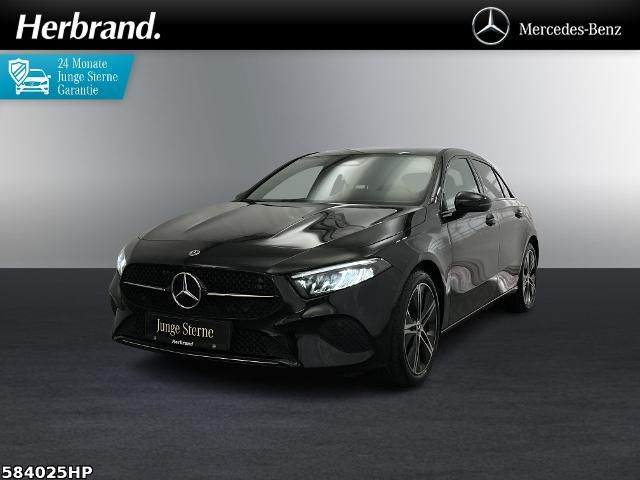 Mercedes-Benz A 180 Progressive  Night Winter Paket