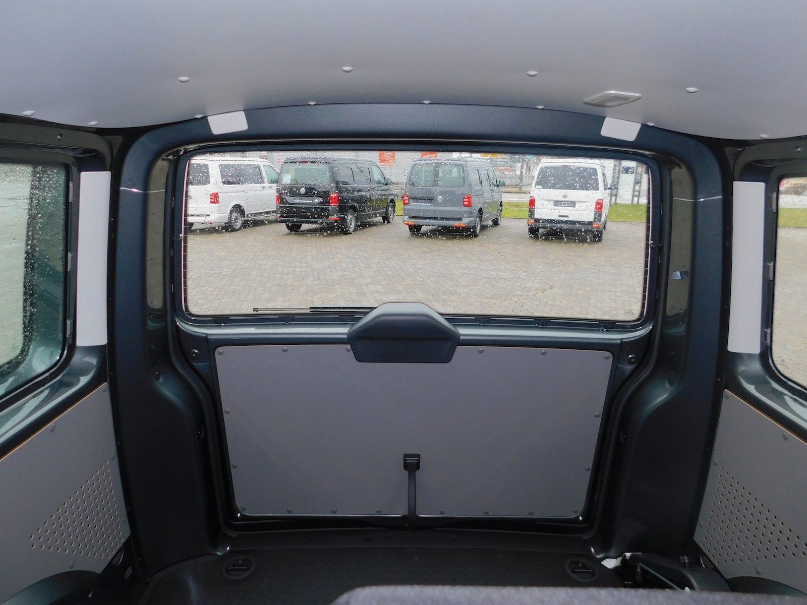 Volkswagen T6.1 wie California AUFSTELLDACH KÜCHE ALLTAG foto 18