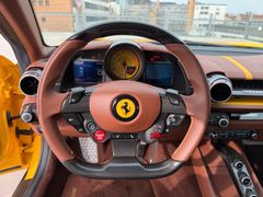 FERRARI 812 Superfast Carbon/Lift/Beifahrerdisplay