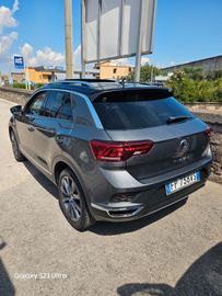 Volkswagen T-Roc - 3