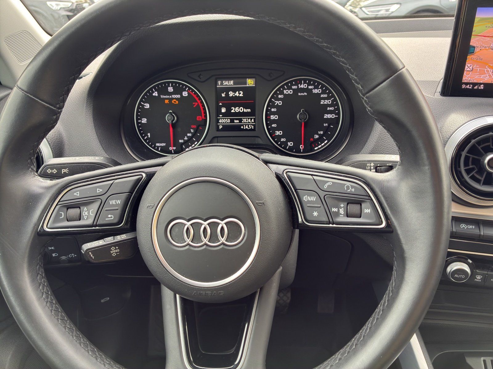 Fahrzeugabbildung Audi Q2 35 1.5 TFSI advanced Kamera,LED,Matrix,Navi