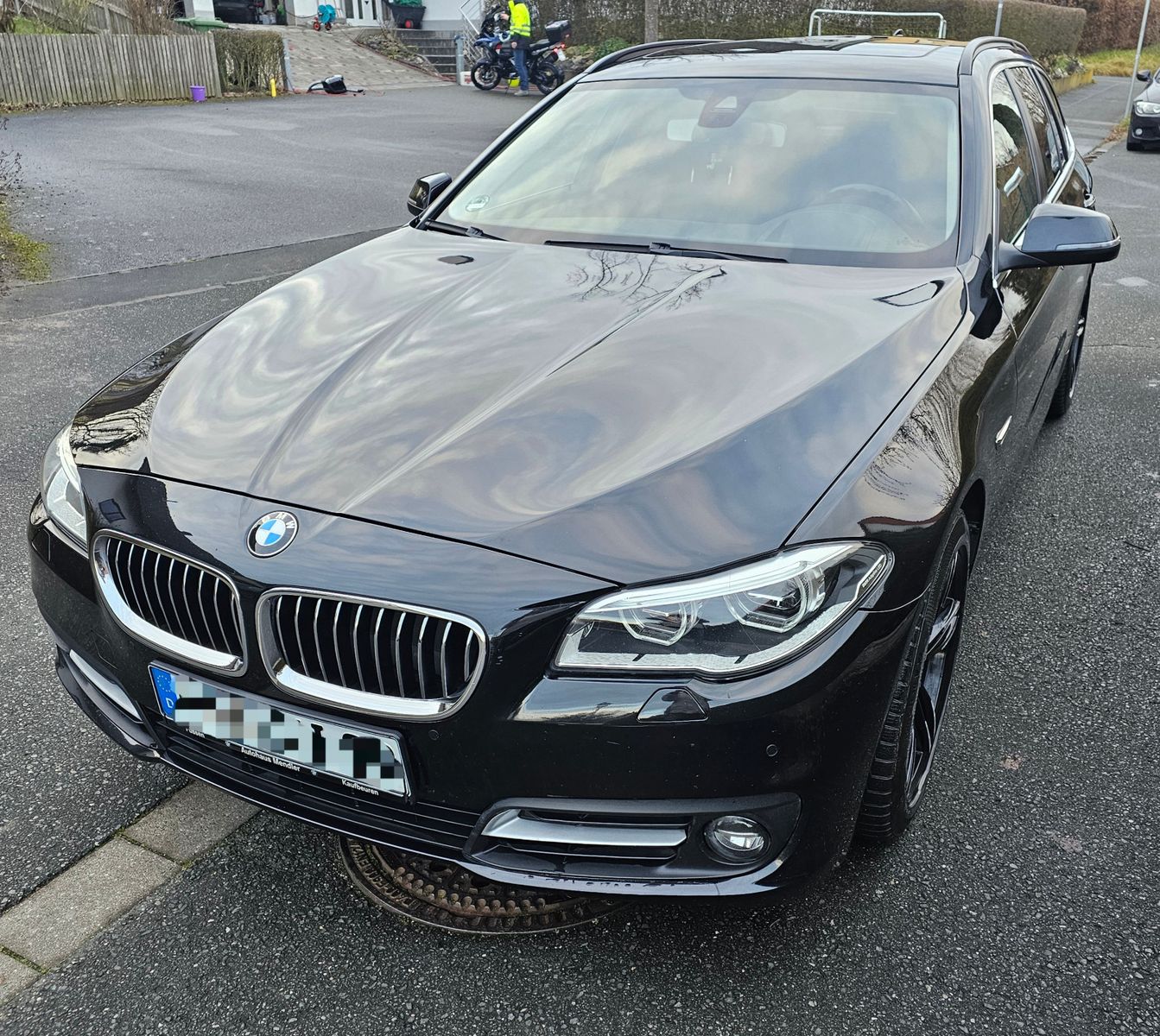 BMW 530d xDriveTour. TÜV NEU Panorama HUD Sporsitze