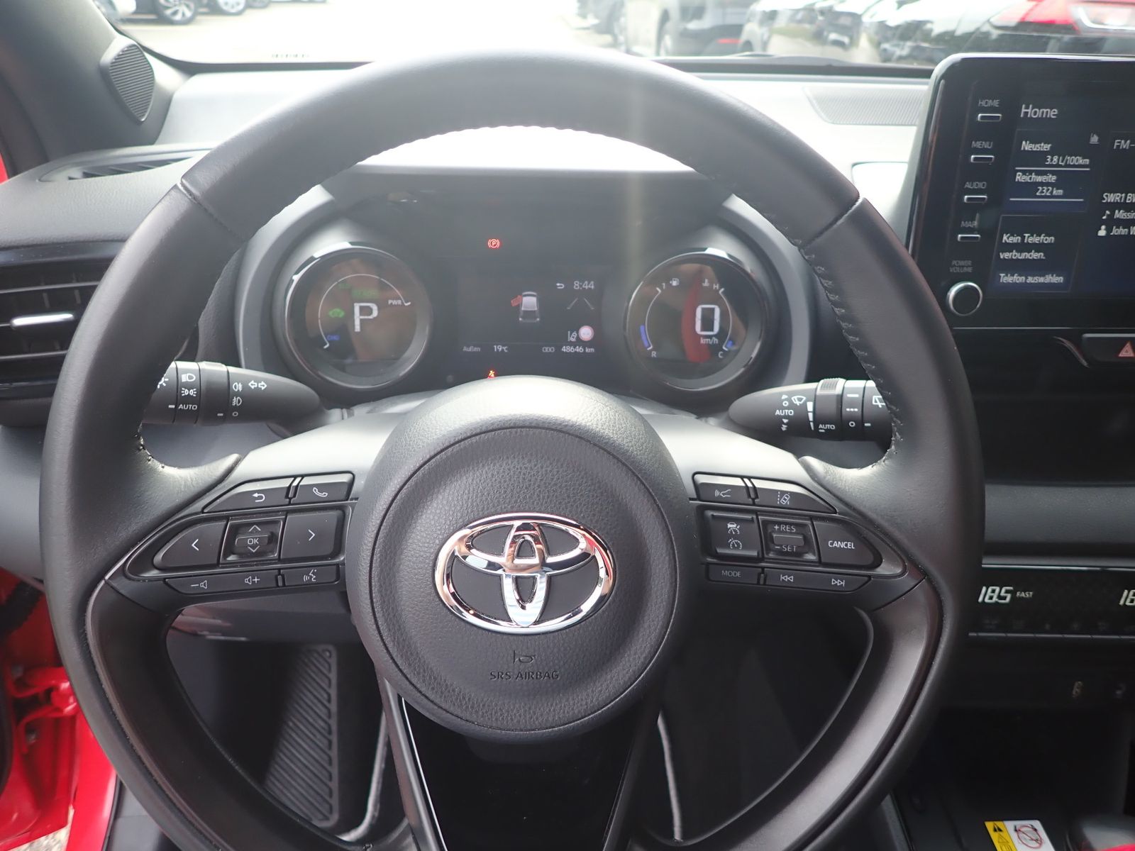 Fahrzeugabbildung Toyota Yaris 1.5 Hybrid Premiere Edition, HUD,ACC