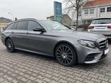 Mercedes-Benz E 220 d AMG 9G*DISTRO*PANO*NIGHT*WIDESC - gebrauchte Mercedes-Benz Kombis