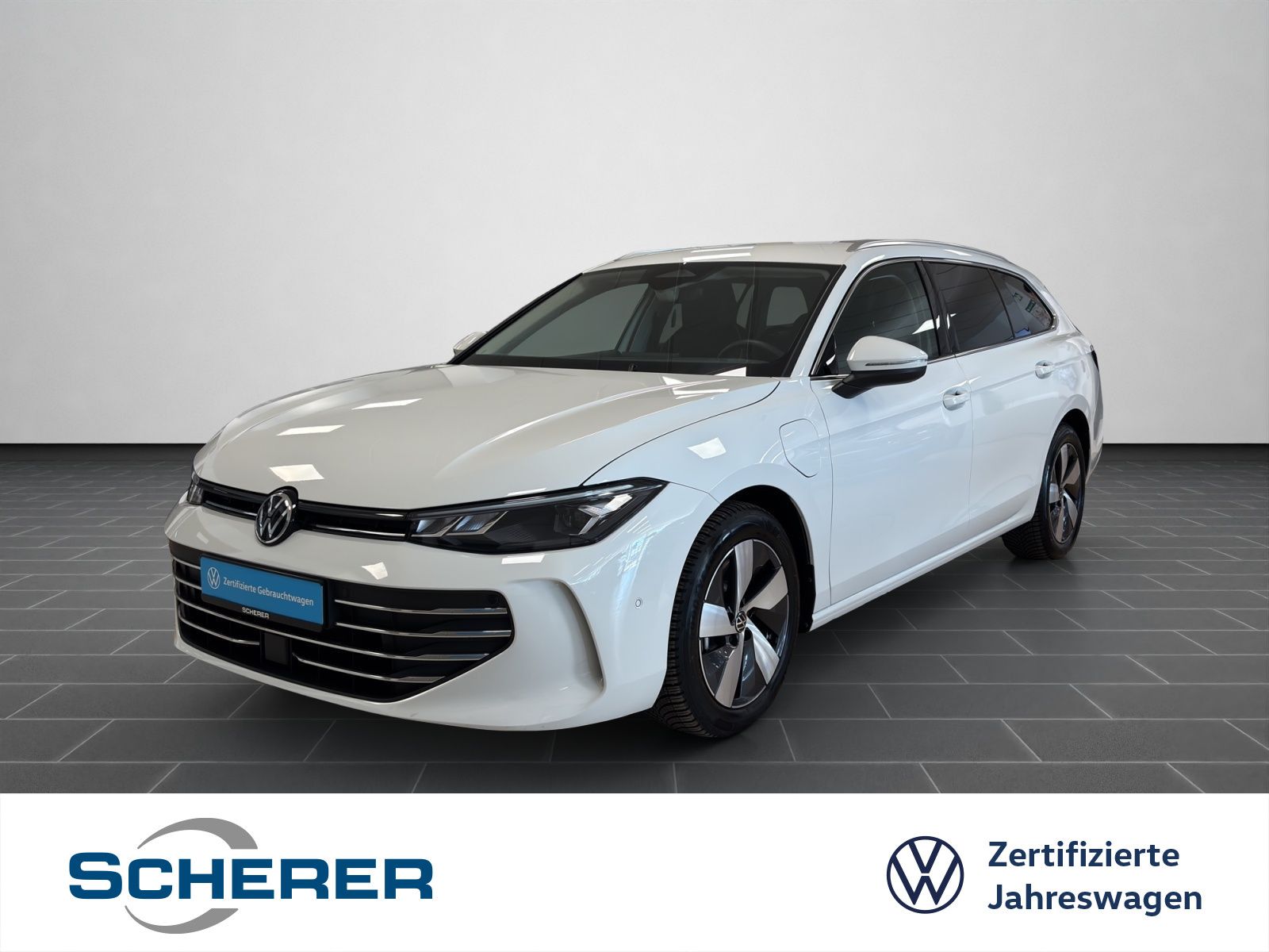 Volkswagen Passat Variant 1.5 TSI eHybrid Business NAVI AHK