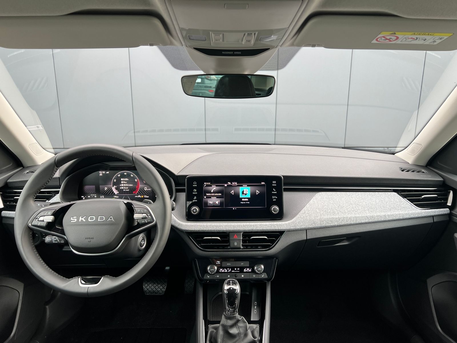 Fahrzeugabbildung SKODA Kamiq Selection 1.0 TSI DSG *Vorb. AHK, LED, ACC