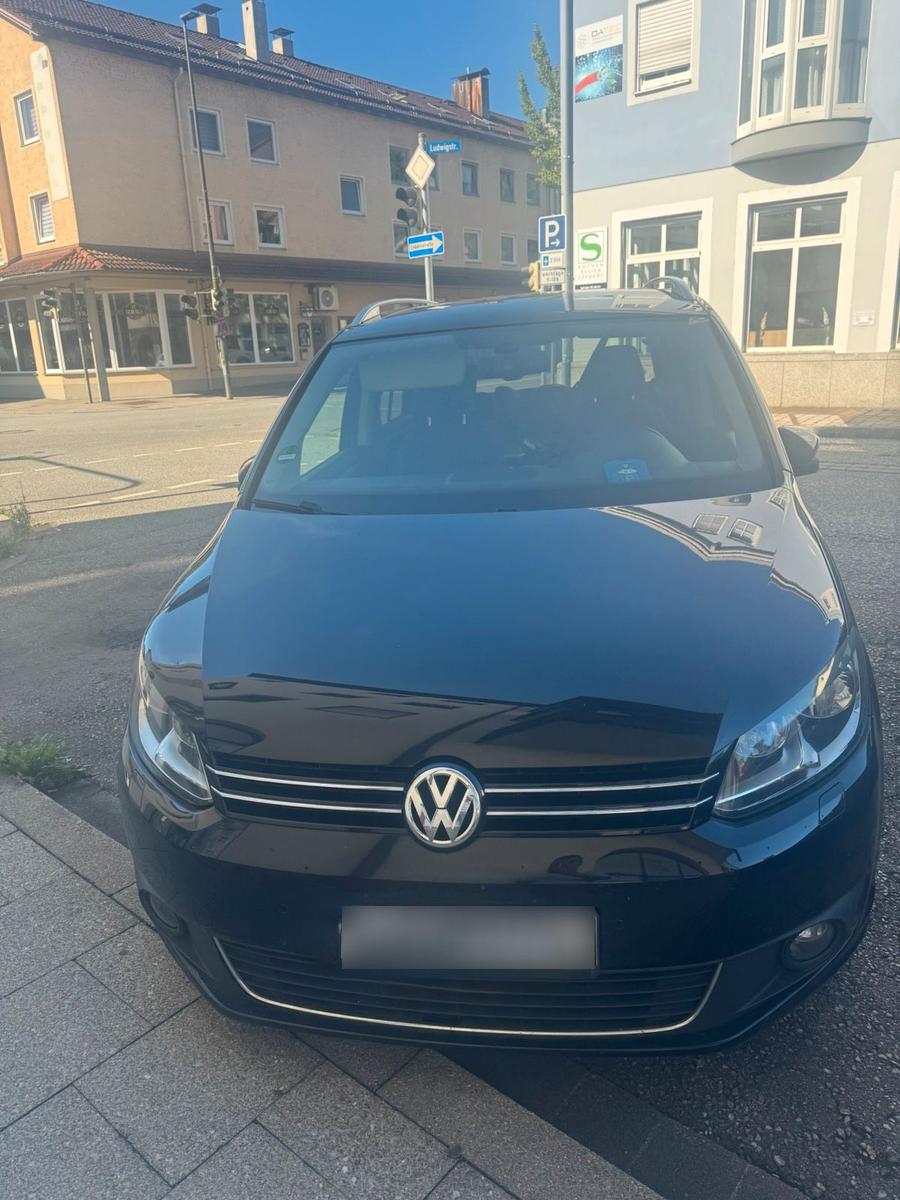 Volkswagen Touran, 2012