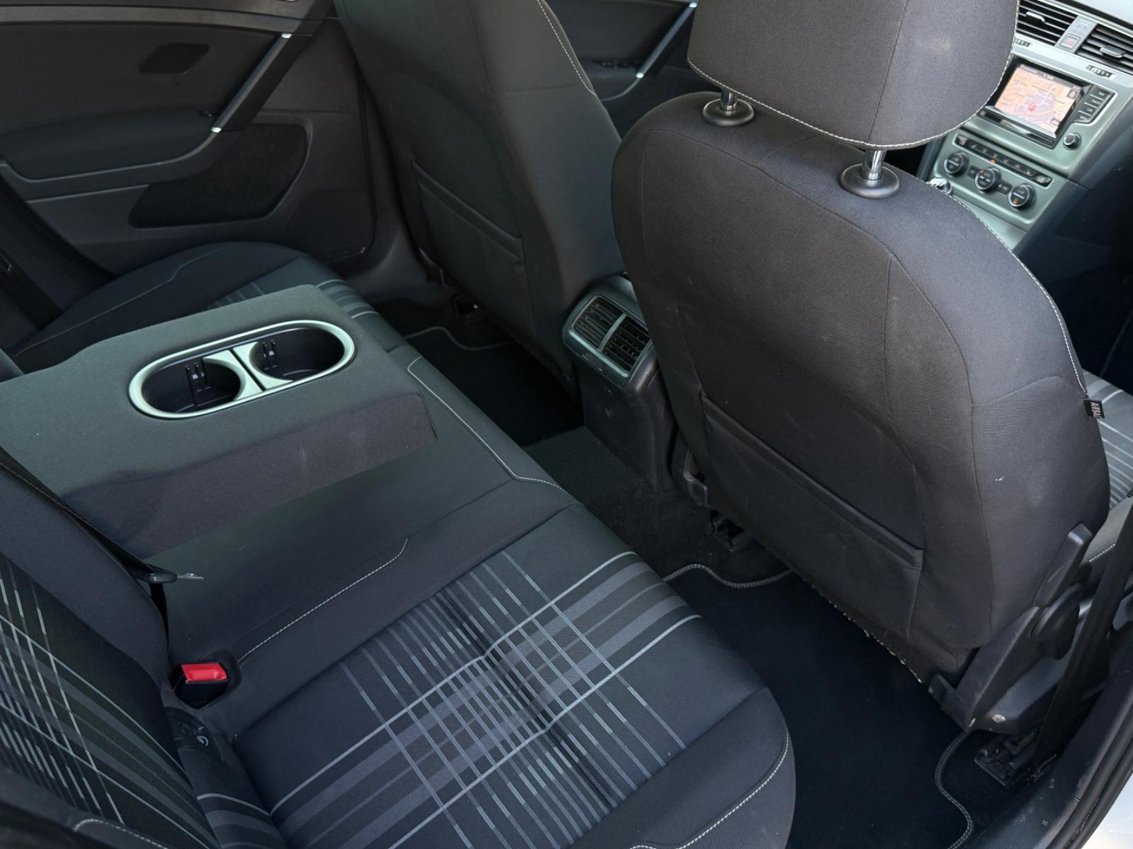 Volkswagen Golf 2015 — photo 17
