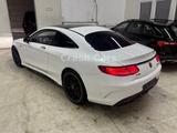 Mercedes-Benz S63 AMG 4MATIC Coupe*Pano*Head-Up*Burmester*360° - Mercedes S 63 AMG Unfallwagen