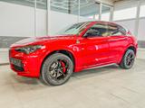 Alfa Romeo Stelvio QUADRIFOGLIO VERDE AKRAPOVIC Technolo...