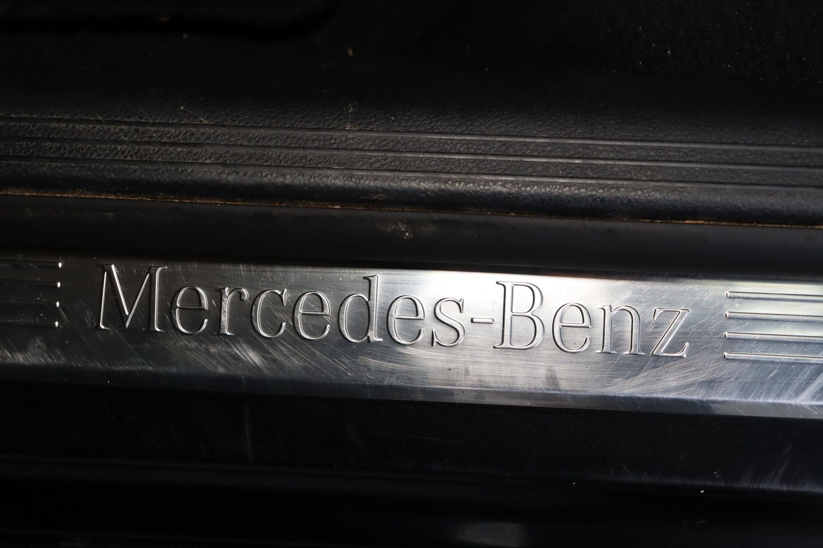 Fahrzeugabbildung Mercedes-Benz E 400 d 4Matic AMG-Paket * Multibeam * 360°