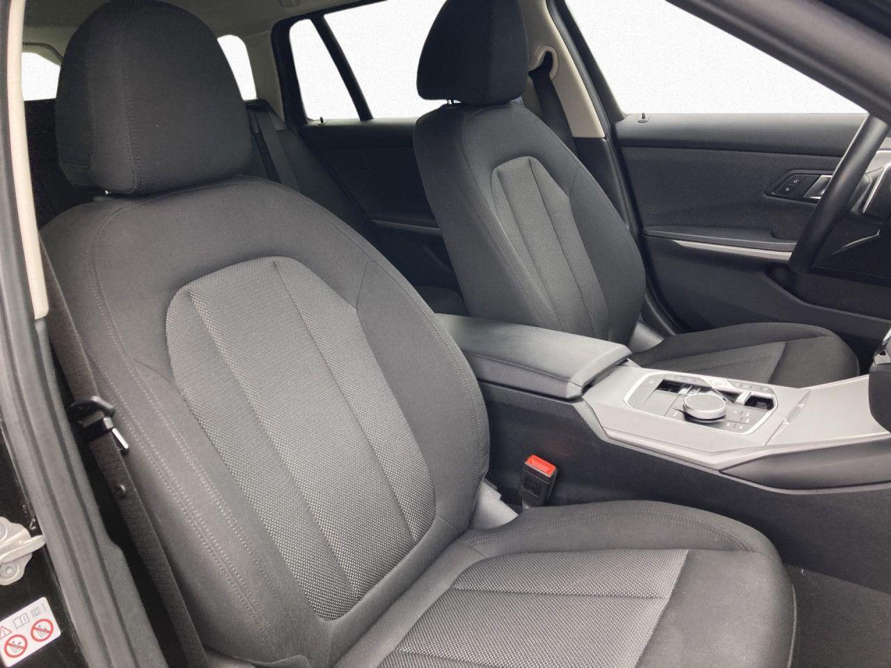 BMW 3 Series i Touring Aut. ad.LED,LiCoPro,HuD,ParkAss,Kam, миниатюра 18