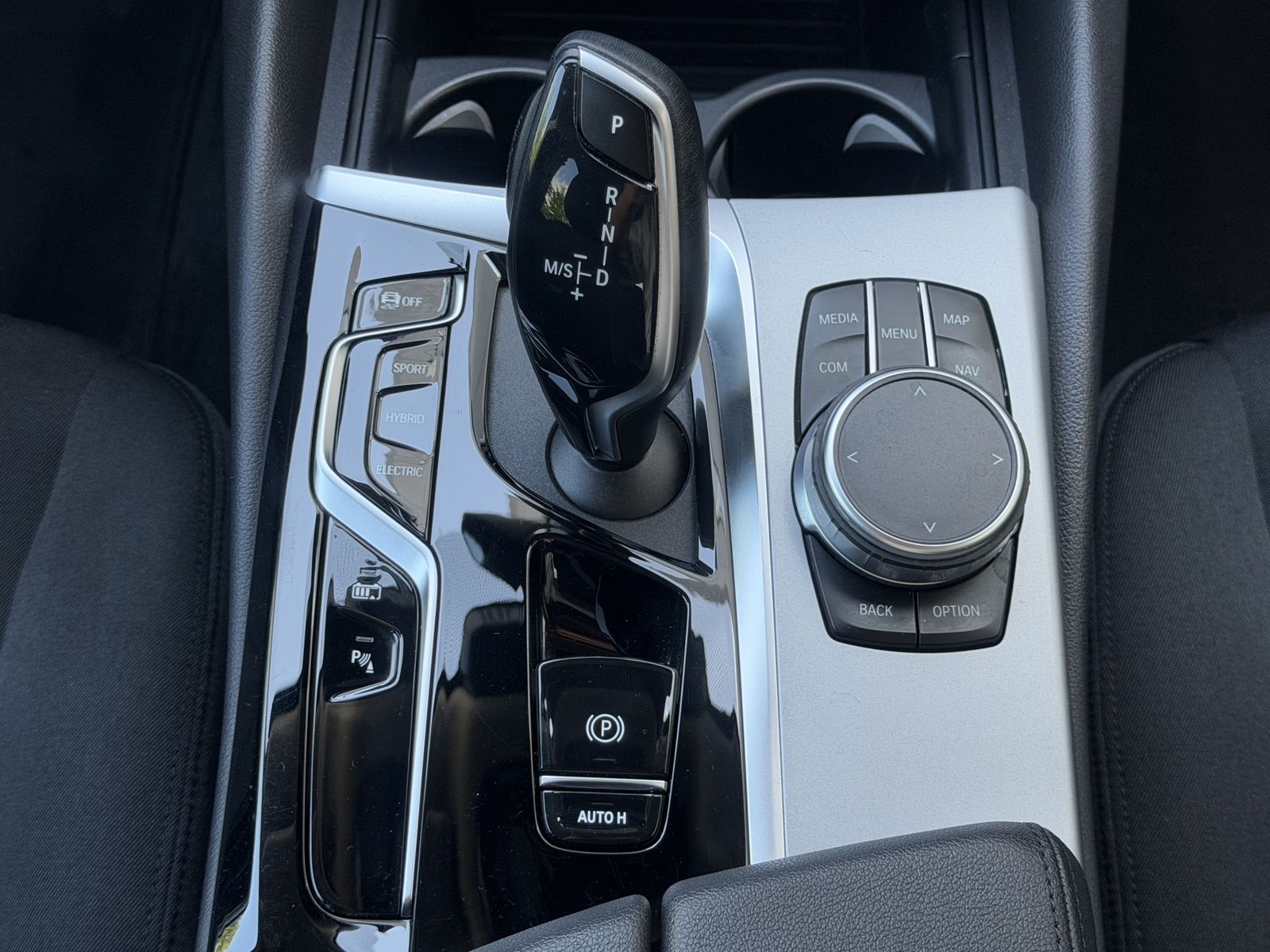 BMW 530 e xDrive Individual LED Live-Cockpit Kamera foto 22