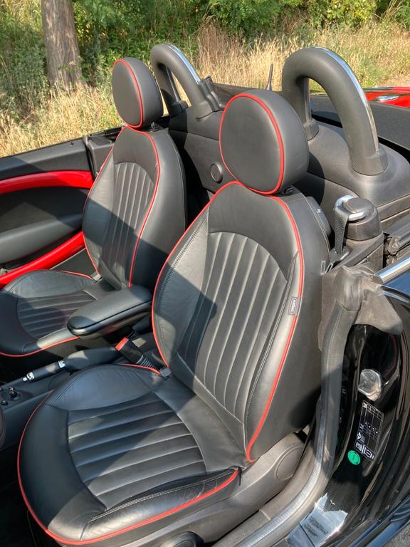 MINI John Cooper Works Roadster