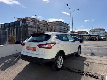 Nissan Qashqai - 4