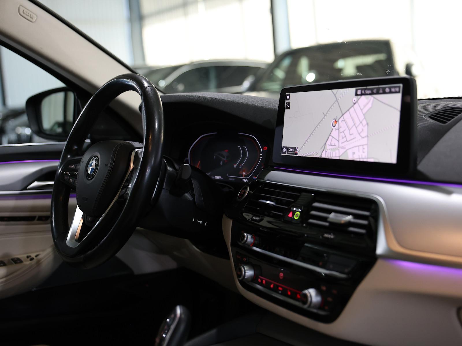 BMW 520d Touring BUSINESS / LIVE-COCKPIT+NAVI+360°