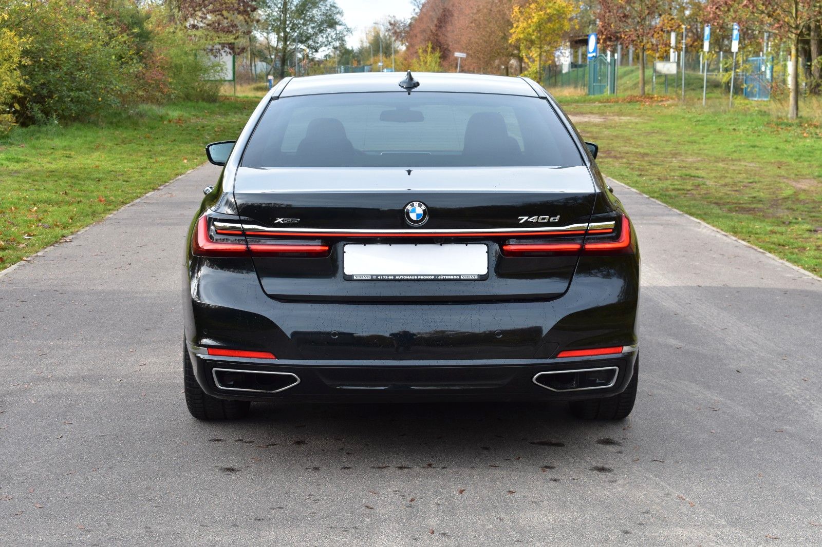 Fahrzeugabbildung BMW 740 d xDrive *STHZ*GD*Soft-C*Mietkauf o.Schufa