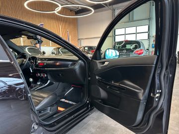 MYAUTOCENTER – Gebraucht- und Jahreswagen mit Werkstattservice in Pfaffenhofen Alfa Romeo Giulietta Quadrifoglio Verde *Klima*Radio*PDC*BT