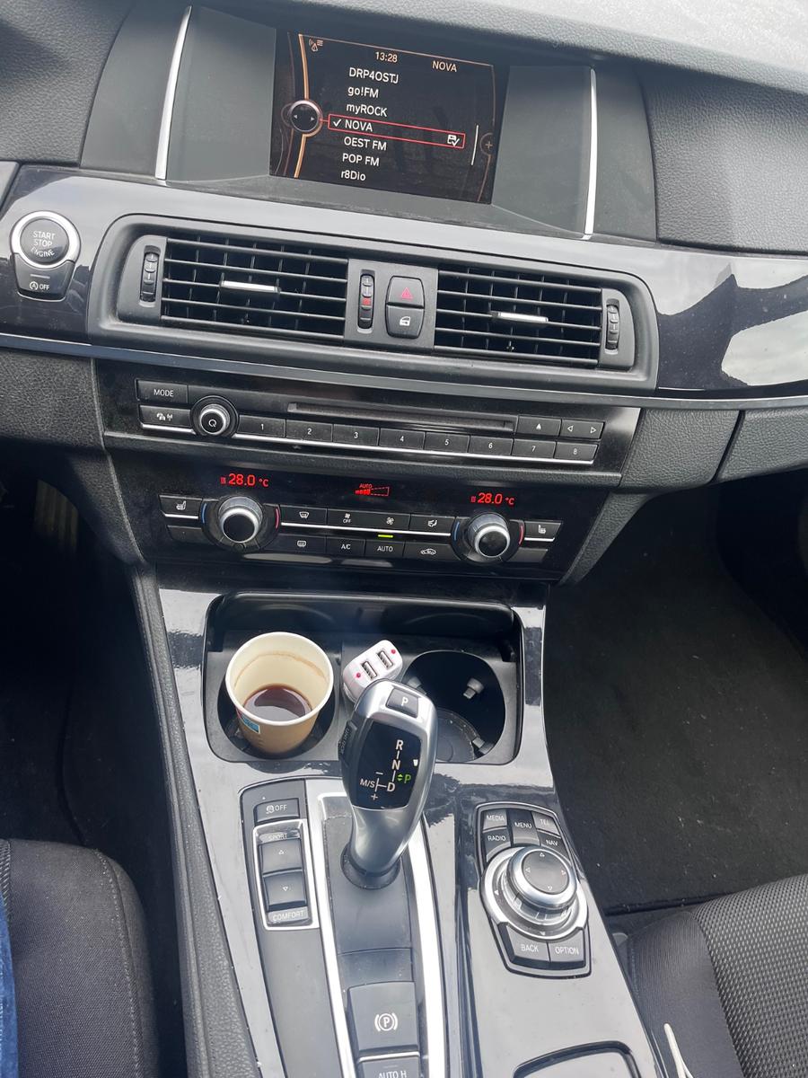 BMW 520 2013 — photo 10