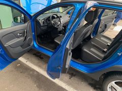 Fahrzeugabbildung Dacia Sandero II Stepway 0,9 TCe eco Celebration