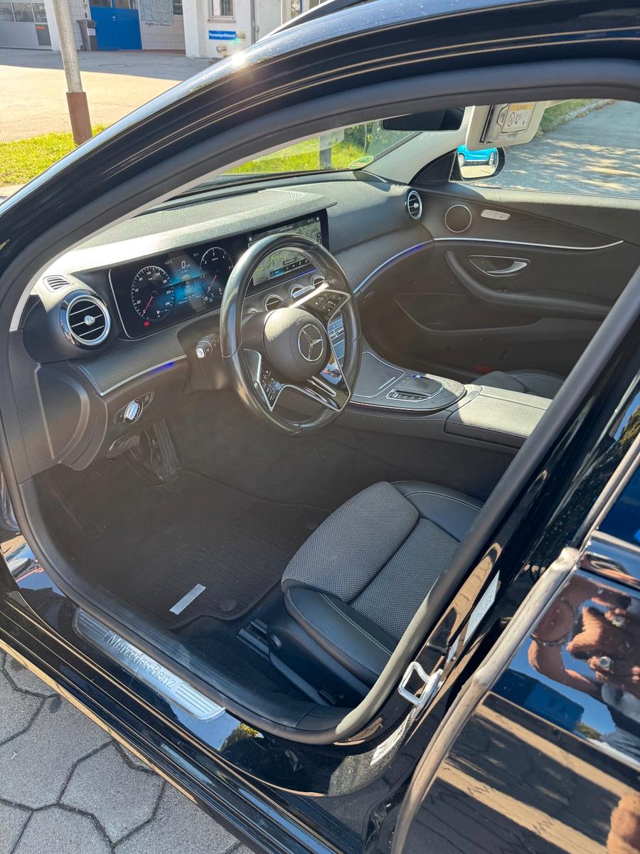 Mercedes-Benz E 220 d 4MATIC T Autom.