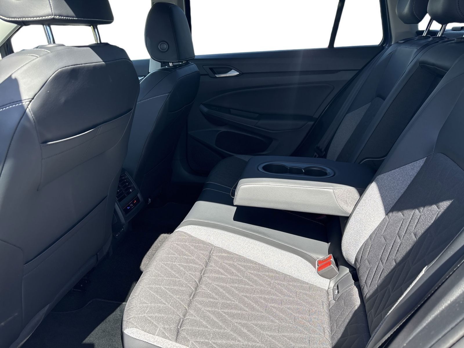 Volkswagen Golf - Bild 12