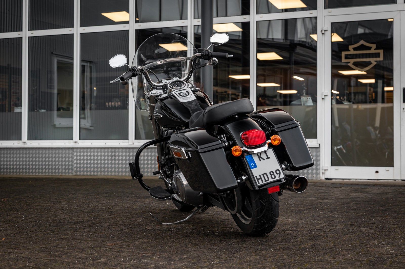 Fahrzeugabbildung Harley-Davidson FLD Dyna Switchback - Kesstech -