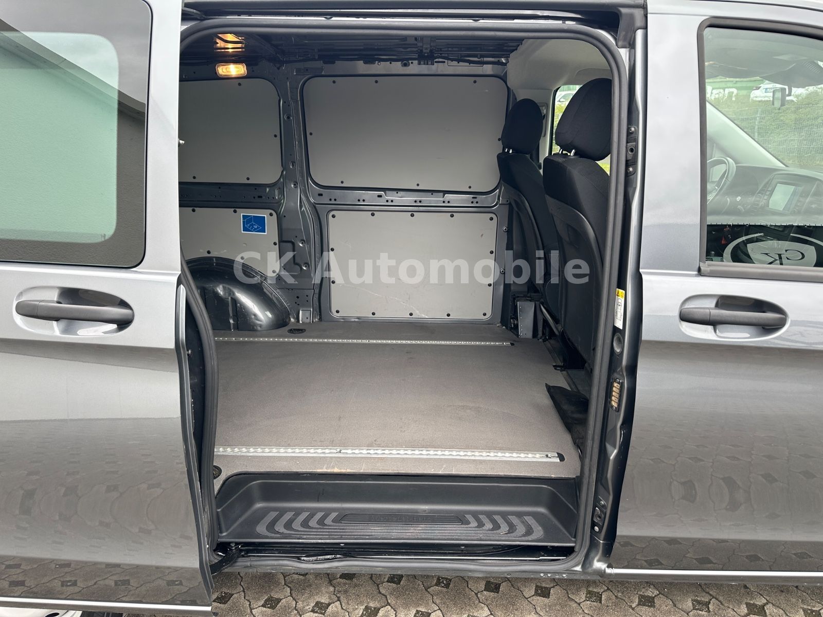 Fahrzeugabbildung Mercedes-Benz Vito Kasten 116 PRO Autom./Navi/Klima/Kamera/AHK