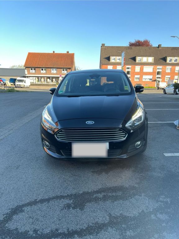 Image of Ford S-Max