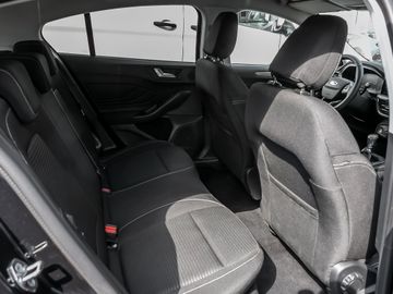 Ford Focus 1.0 Titanium Fahrassistenz-Paket Navi B&O