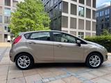 Ford Fiesta 1.0 Celebration , Insp. u. Reifen neu !! - Ford Fiesta aus 2016 mit Benzin-Antrieb: Kleinwagen