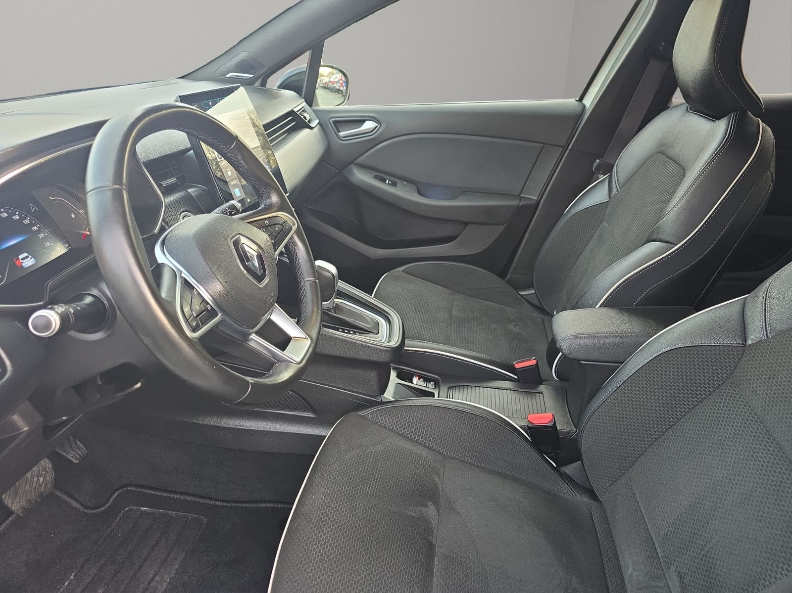 Fahrzeugabbildung Renault Clio V Edition One Apple CarPlay LED KAMERA PDC