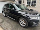 Audi Q5 35 TDI S tronic Sport, Navi, LED, el.Heckkl. - Audi Q5 35 TDi Gebrauchtwagen